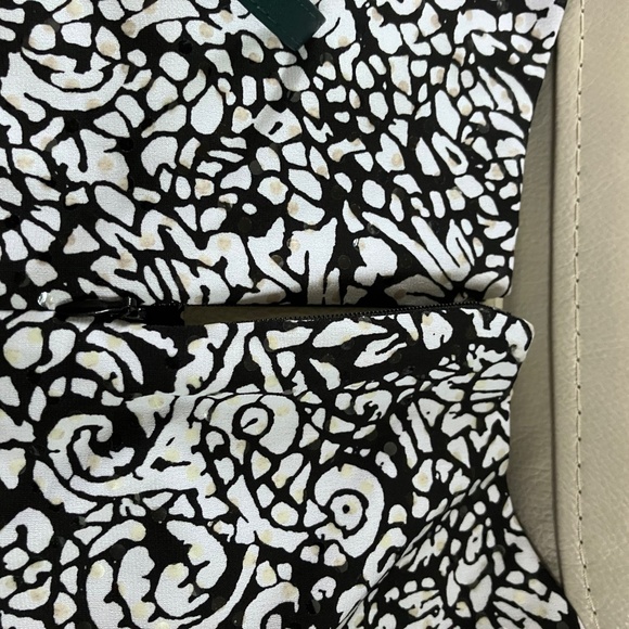 Dress two piece never worn - Picture 5 of 6